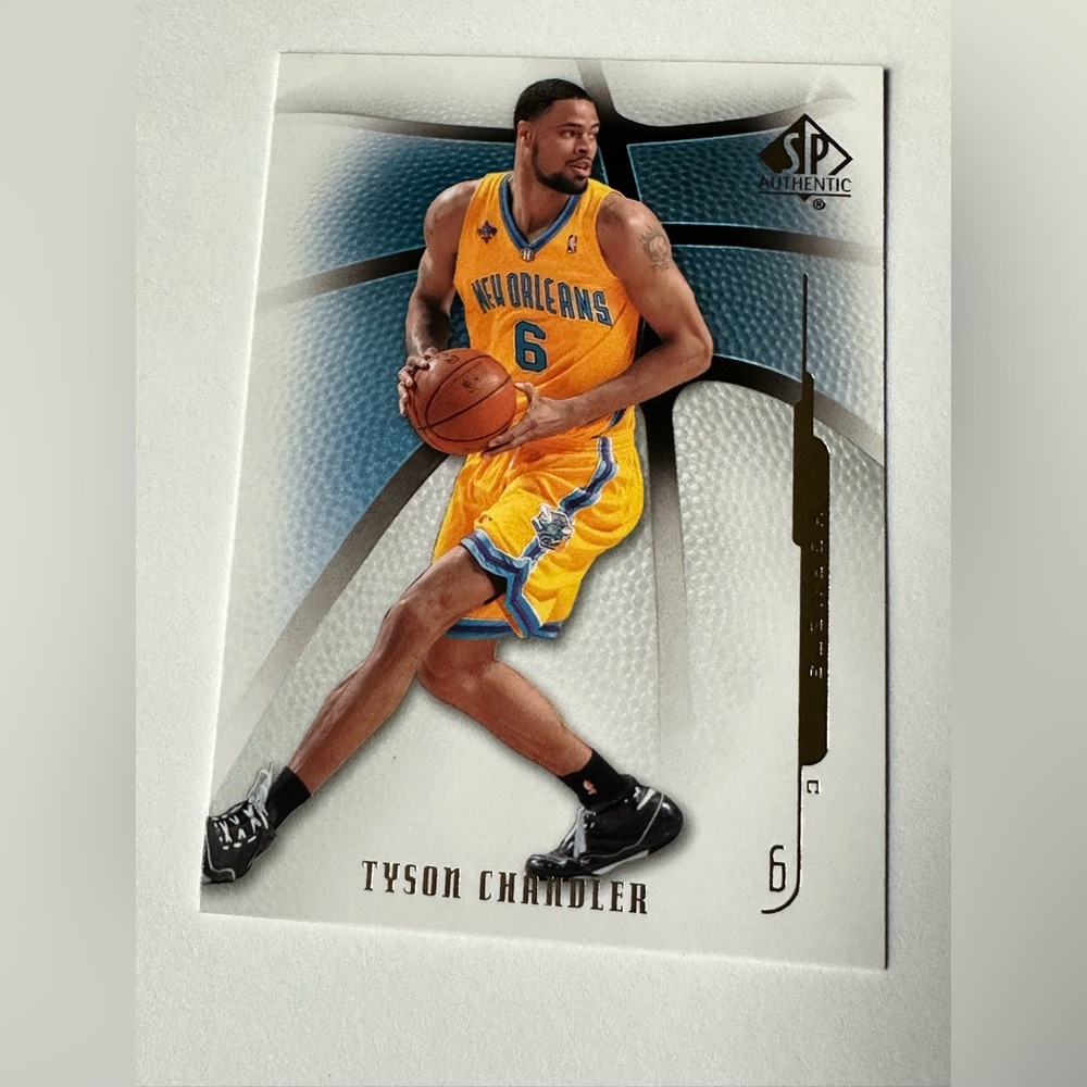 Tyson Chandler New Orleans Yellow Basketball Trading Card - SP Authentic
